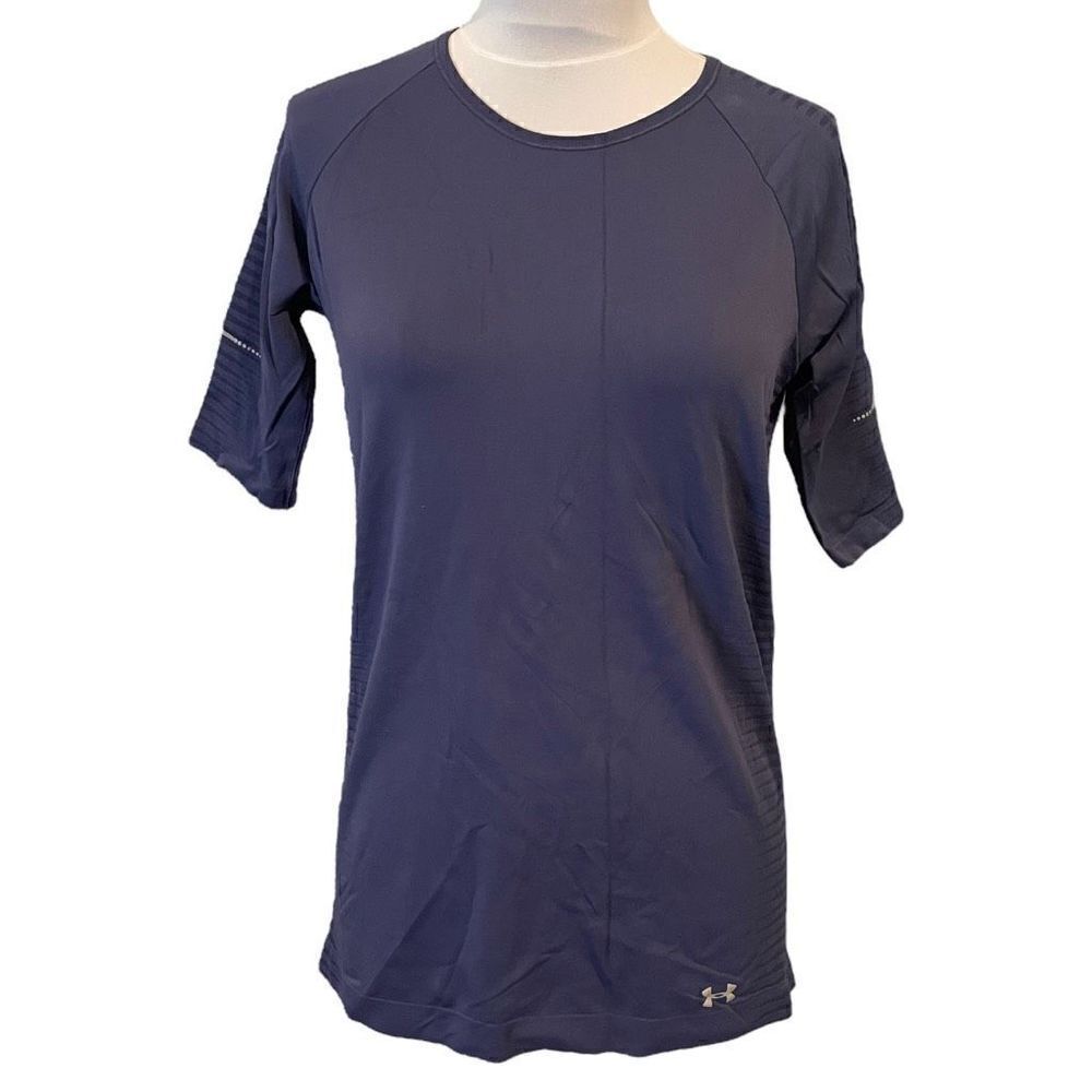 Under Armour Purple Grey Blue Heat Gear Tee Medium 18. ptp 27 sth